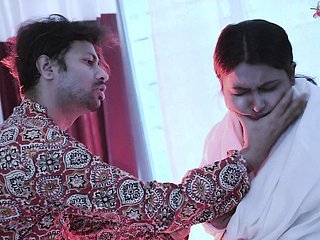 पति के छोटे सौतेले भाई कट्टर बकवास बकवास करने के बाद अकेला विधवा महिला अकेले पूरी फिल्म
